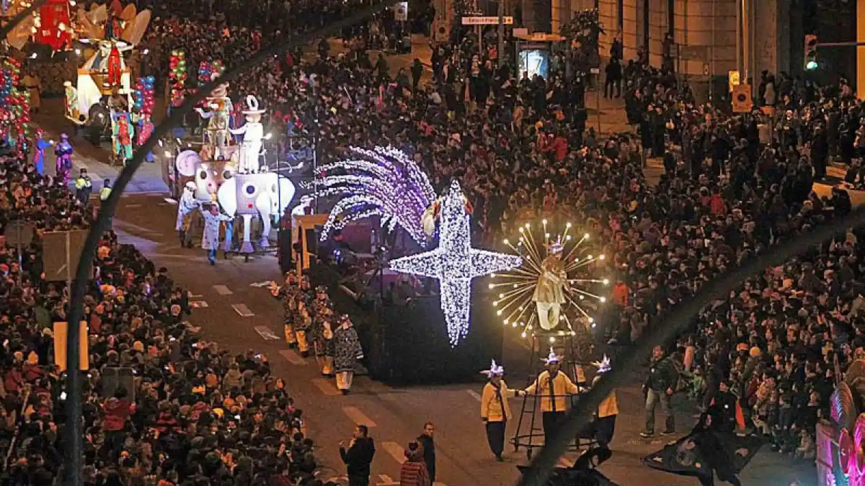 odo sobre la próxima Cabalgata de Reyes en Barcelona 2025: Horarios, rutas y consejos